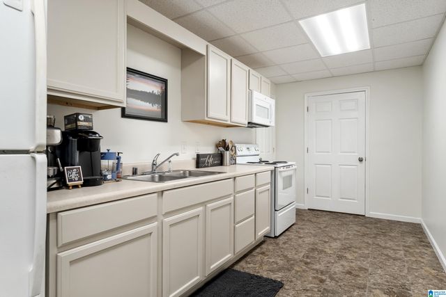 6132 HIDDEN BROOK DRIVE, Trussville, AL 35173