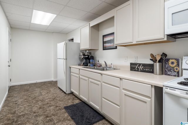 6132 HIDDEN BROOK DRIVE, Trussville, AL 35173