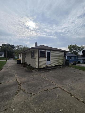 1112 Gertrude STREET, Waukesha, WI 53186