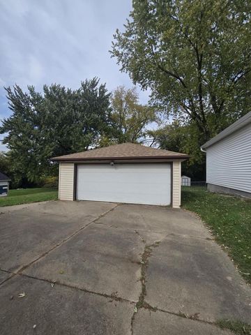 1112 Gertrude STREET, Waukesha, WI 53186