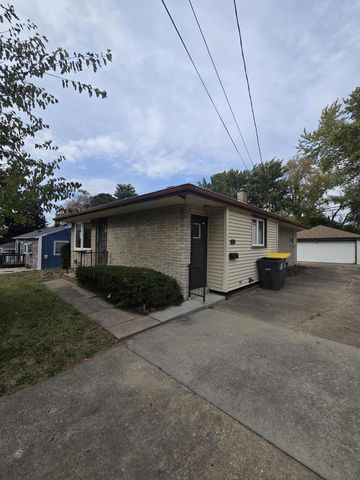 1112 Gertrude STREET, Waukesha, WI 53186