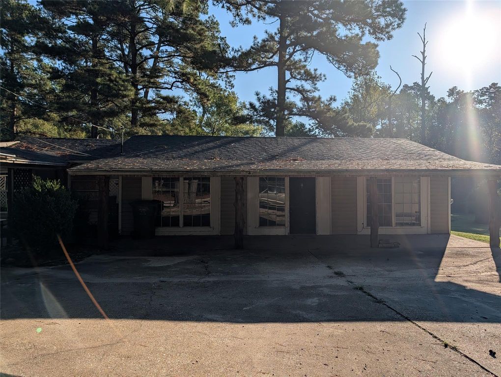 88 Gazebo Street A, Huntsville, TX 77340
