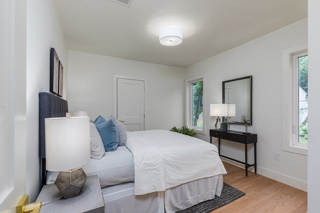 96 Burpee Rd, Swampscott, MA 01907