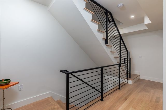 96 Burpee Rd, Swampscott, MA 01907