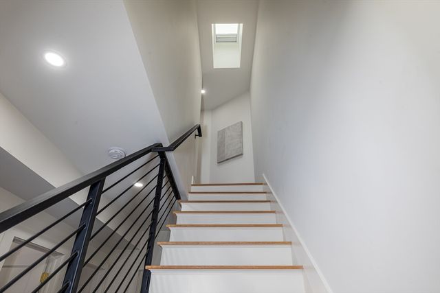 96 Burpee Rd, Swampscott, MA 01907