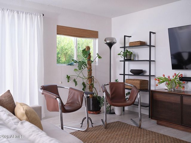 1038 E ELM Street, Phoenix, AZ 85014