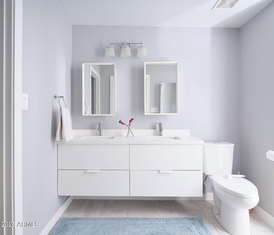 1038 E ELM Street, Phoenix, AZ 85014