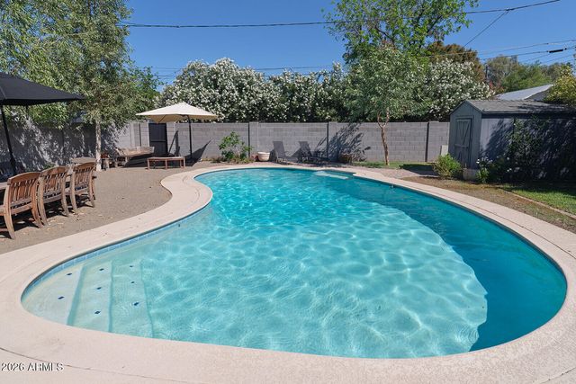 1038 E ELM Street, Phoenix, AZ 85014