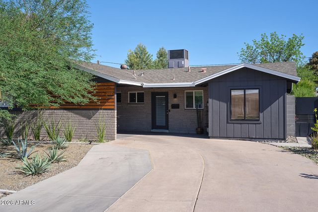 1038 E ELM Street, Phoenix, AZ 85014