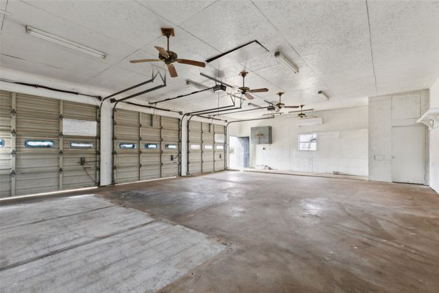 9500 S Fm 730, Azle, TX 76020