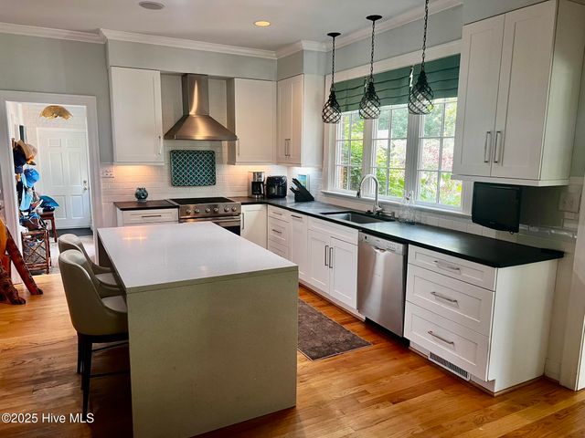 1113 Lakeside Drive, Wilson, NC 27896