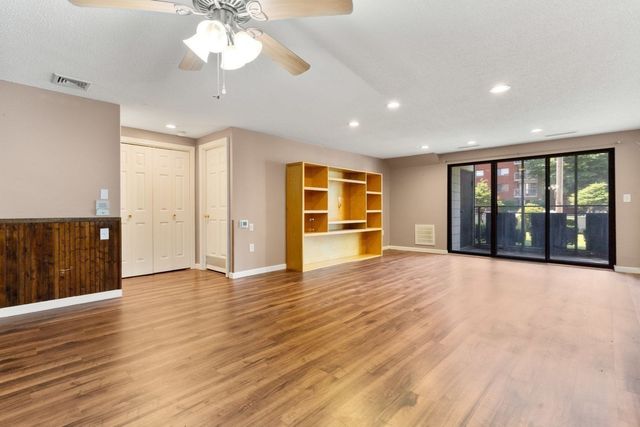 22 Ninth Street 102, Medford, MA 02155