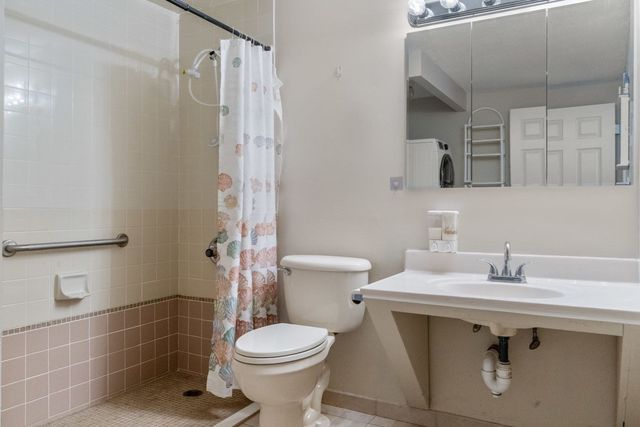 22 Ninth Street 102, Medford, MA 02155