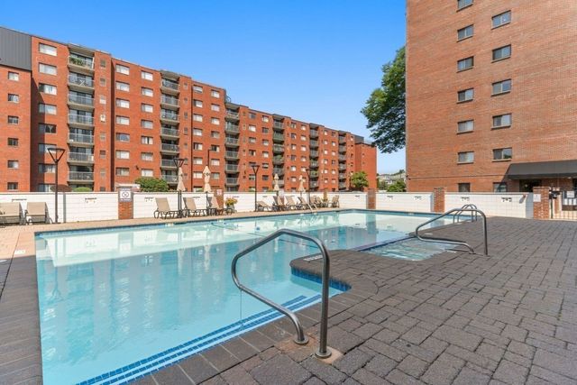 22 Ninth Street 102, Medford, MA 02155