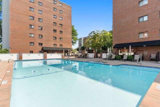22 Ninth Street 102, Medford, MA 02155