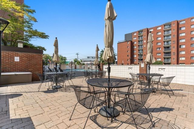 22 Ninth Street 102, Medford, MA 02155