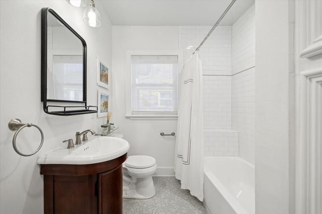 2109 Colquitt Street, Houston, TX 77098