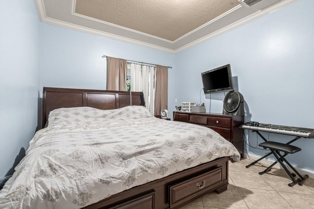 11999 Sturbridge Lane, Wellington, FL 33414