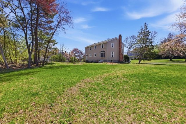 32 Hathaway Road, Wilmington, MA 01887