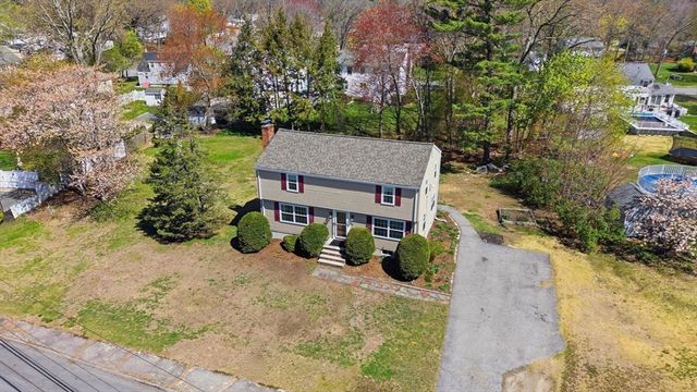 32 Hathaway Road, Wilmington, MA 01887