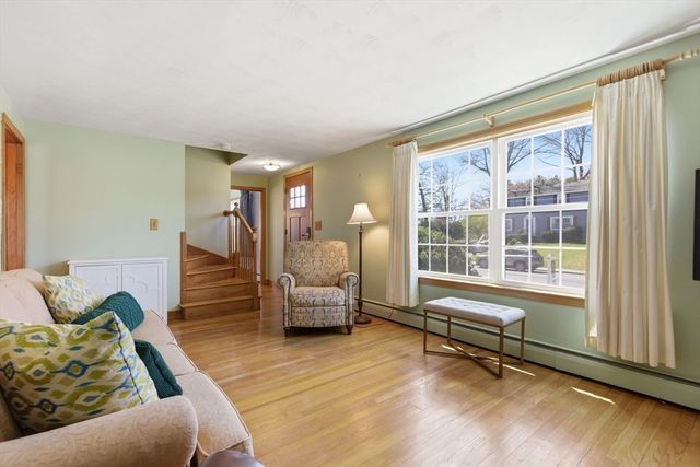 32 Hathaway Road, Wilmington, MA 01887