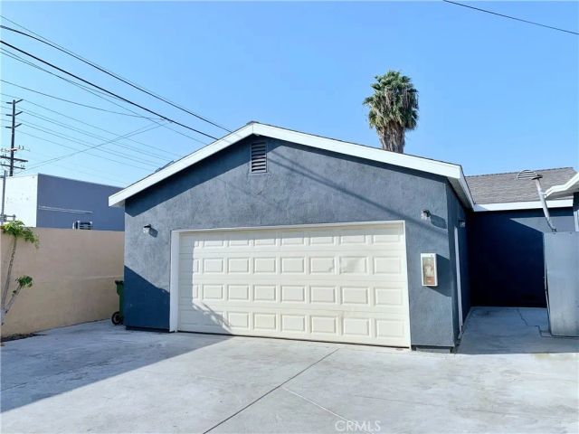 11835 Gale Ave, Hawthorne, CA 90250
