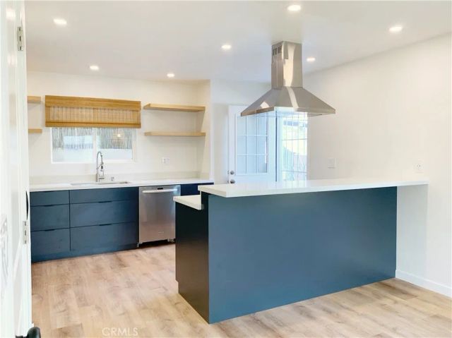 11835 Gale Ave, Hawthorne, CA 90250