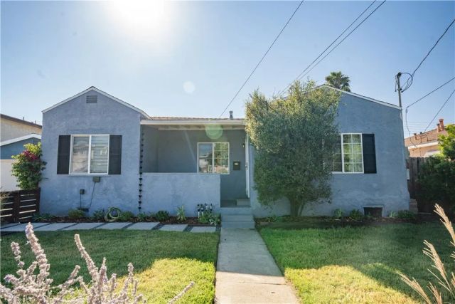 11835 Gale Ave, Hawthorne, CA 90250