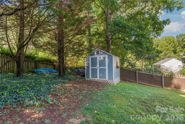 7606 Dinniston Drive, Huntersville, NC 28078
