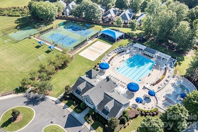 7606 Dinniston Drive, Huntersville, NC 28078
