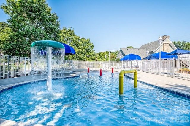 7606 Dinniston Drive, Huntersville, NC 28078