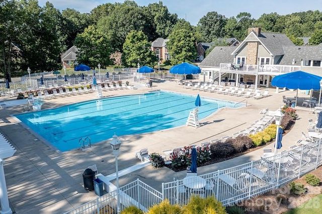 7606 Dinniston Drive, Huntersville, NC 28078