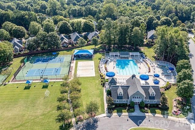 7606 Dinniston Drive, Huntersville, NC 28078