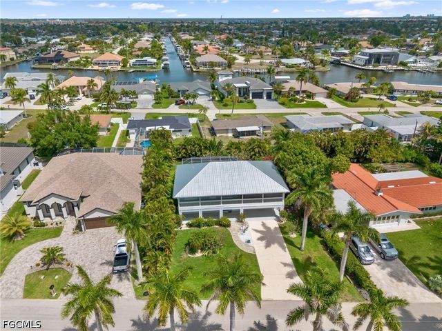 647 Coral DR, Cape Coral, FL 33904