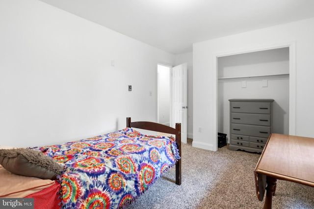 162 GEORGIA AVE, Charles Town, WV 25414