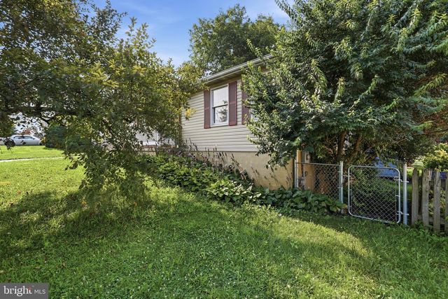 162 GEORGIA AVE, Charles Town, WV 25414