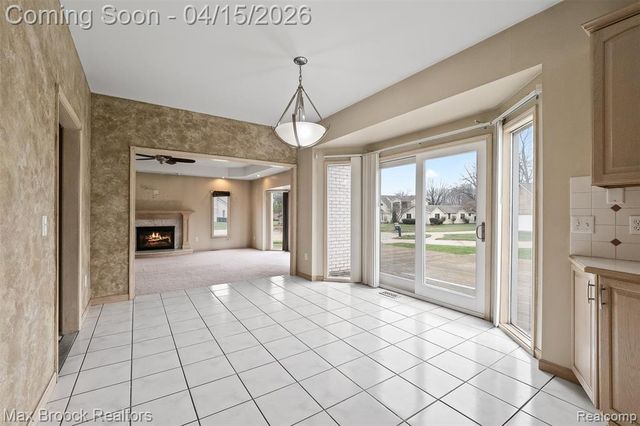 33160 Wendy Drive, Sterling Heights, MI 48310