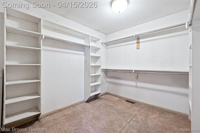 33160 Wendy Drive, Sterling Heights, MI 48310