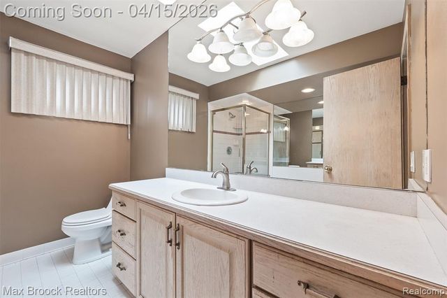 33160 Wendy Drive, Sterling Heights, MI 48310