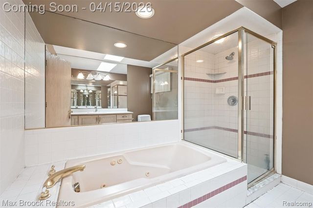 33160 Wendy Drive, Sterling Heights, MI 48310