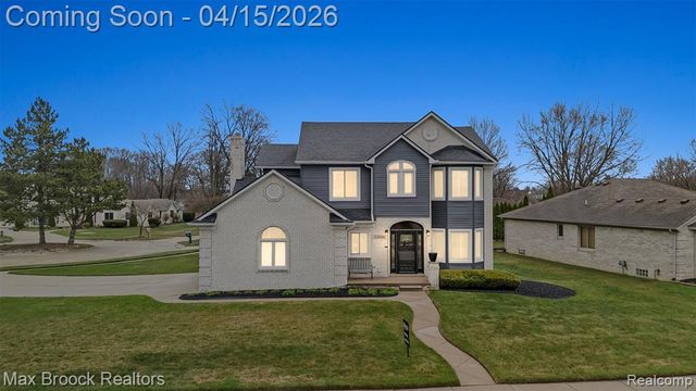 33160 Wendy Drive, Sterling Heights, MI 48310