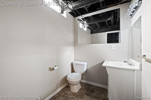33160 Wendy Drive, Sterling Heights, MI 48310