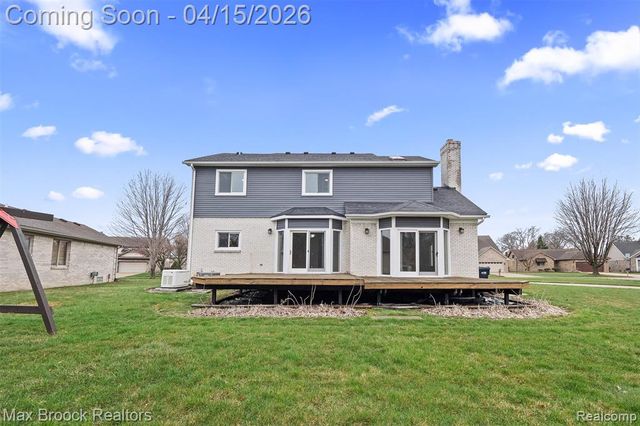 33160 Wendy Drive, Sterling Heights, MI 48310