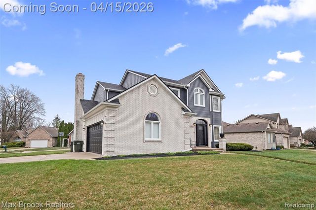 33160 Wendy Drive, Sterling Heights, MI 48310