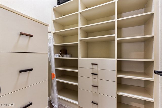 8912 Windsor Locks Avenue, Las Vegas, NV 89134