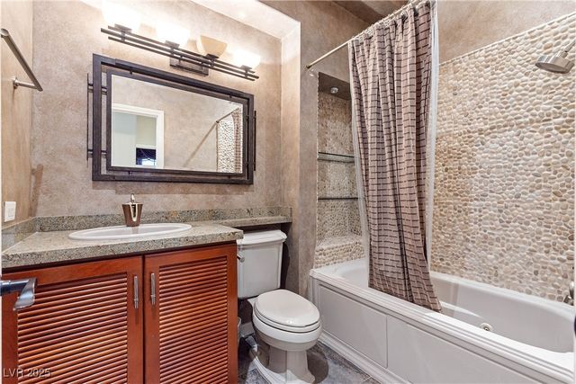 8912 Windsor Locks Avenue, Las Vegas, NV 89134