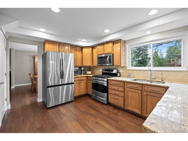 10866 E Berry Ave, Englewood, CO 80111