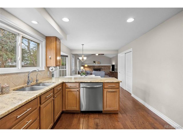 10866 E Berry Ave, Englewood, CO 80111