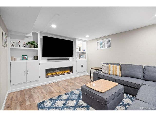 10866 E Berry Ave, Englewood, CO 80111