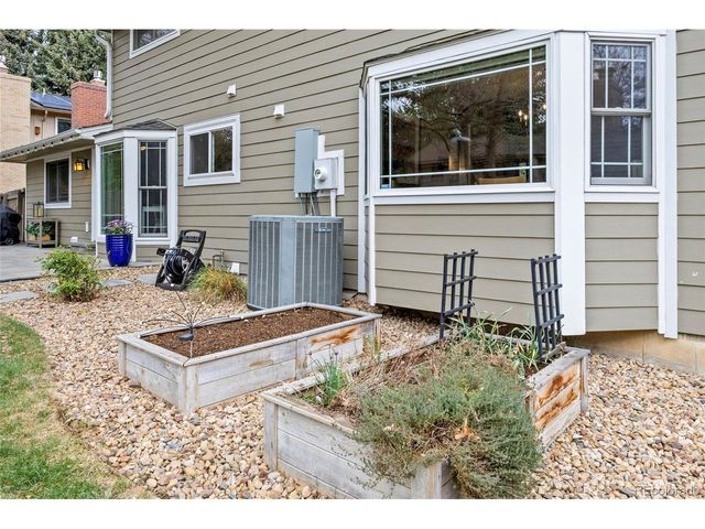10866 E Berry Ave, Englewood, CO 80111